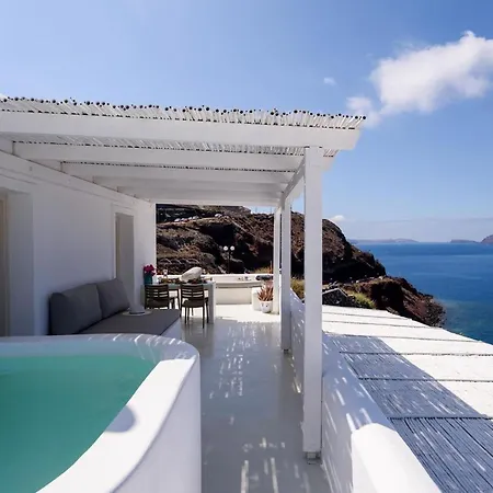 Ovs Junior Santorini * Ия